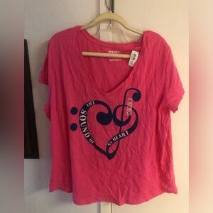 ❤️Old Navy Vibrant Pink Tee- 161A $8 or 🦋 *tee deal